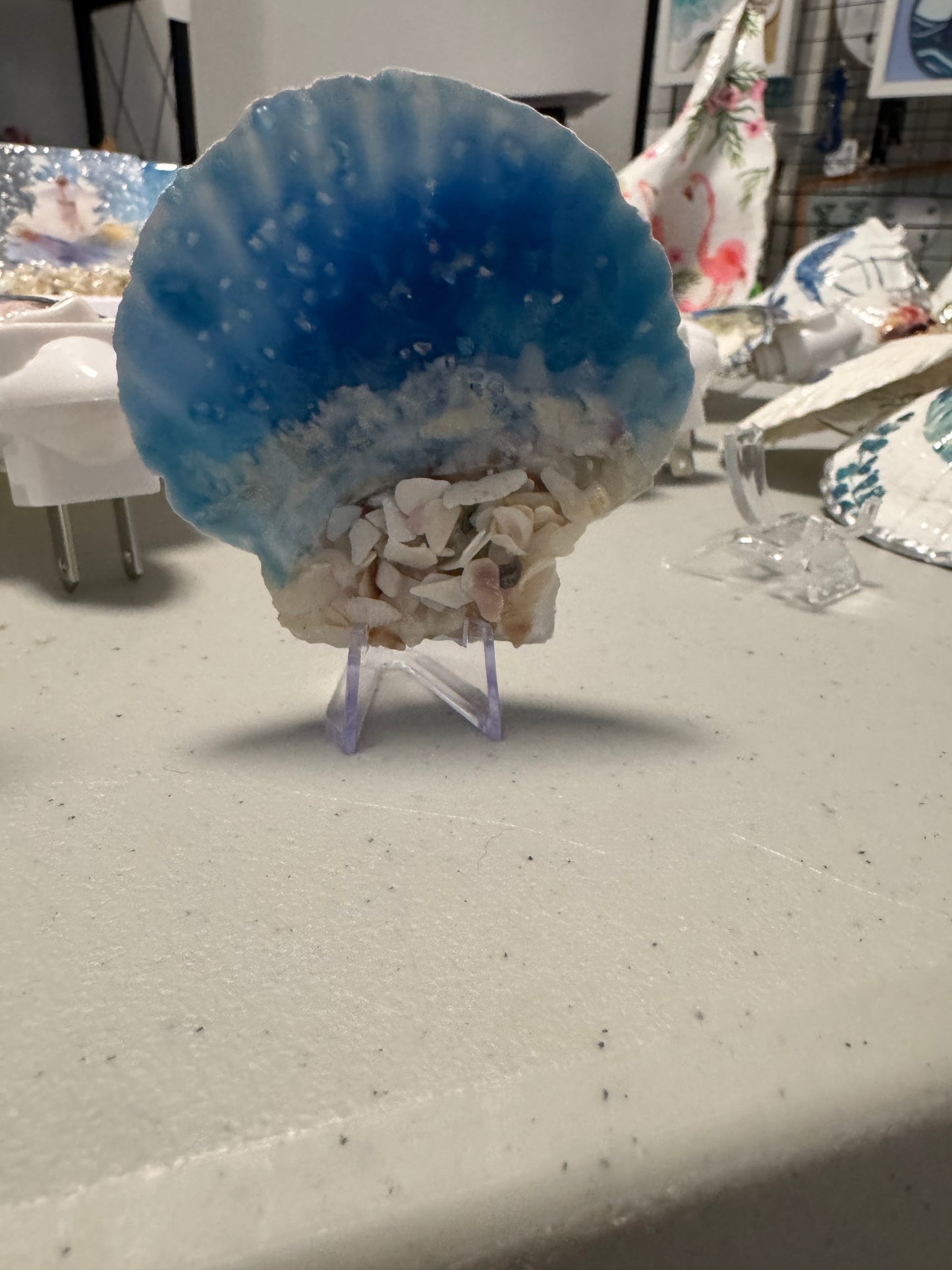 Small ocean resin shell