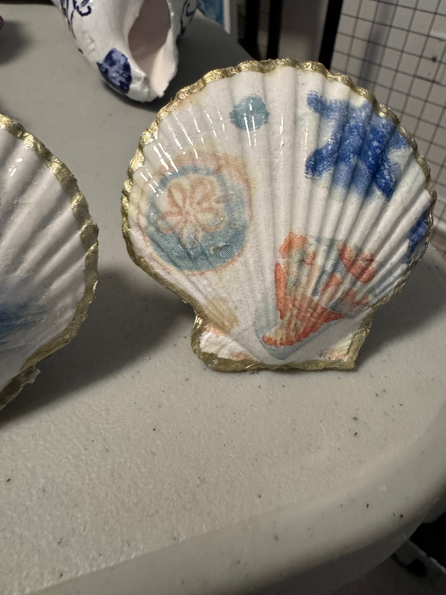 Nightlight - led shell blues and orange