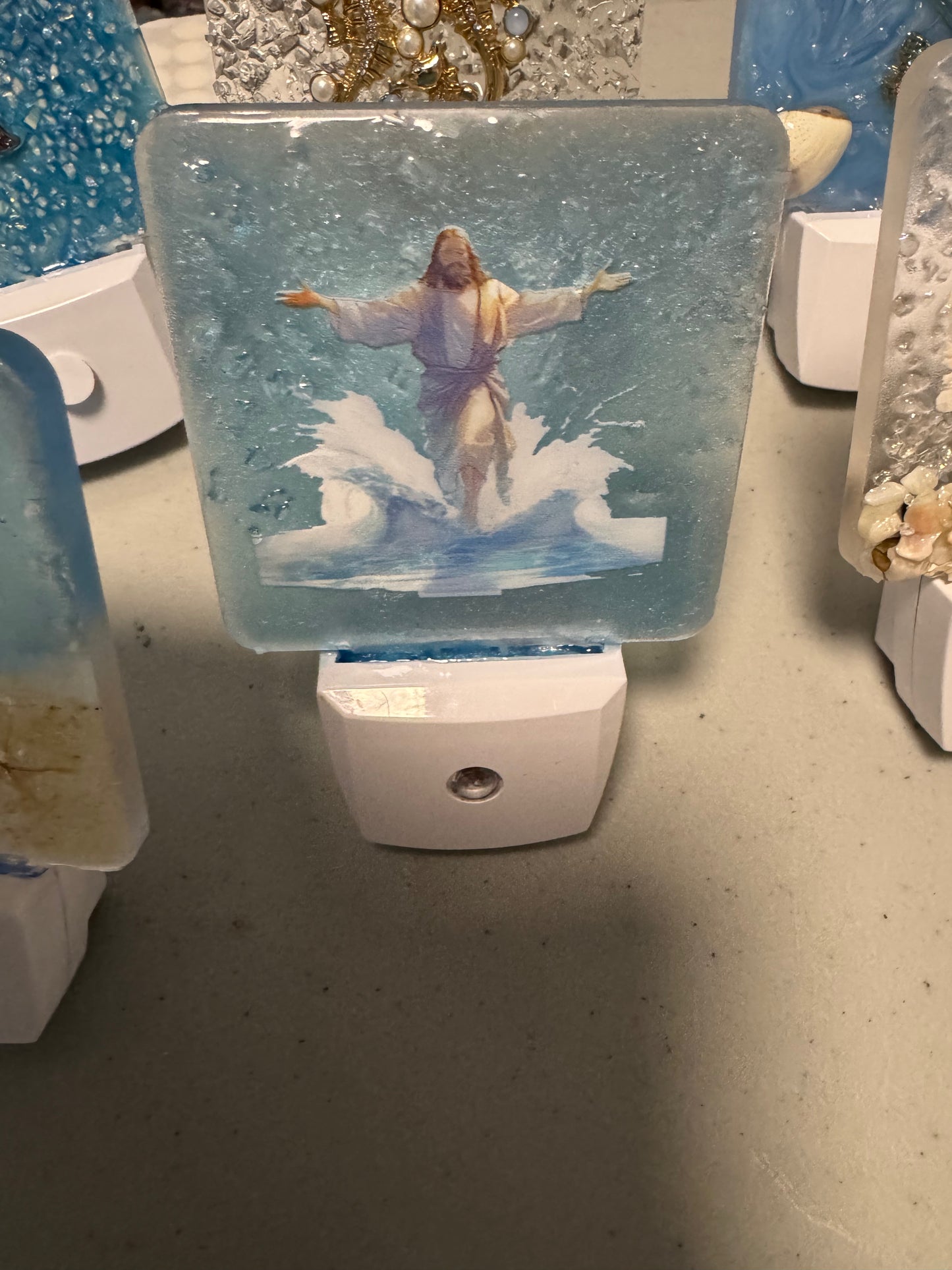 Nightlight - resin blue Jesus