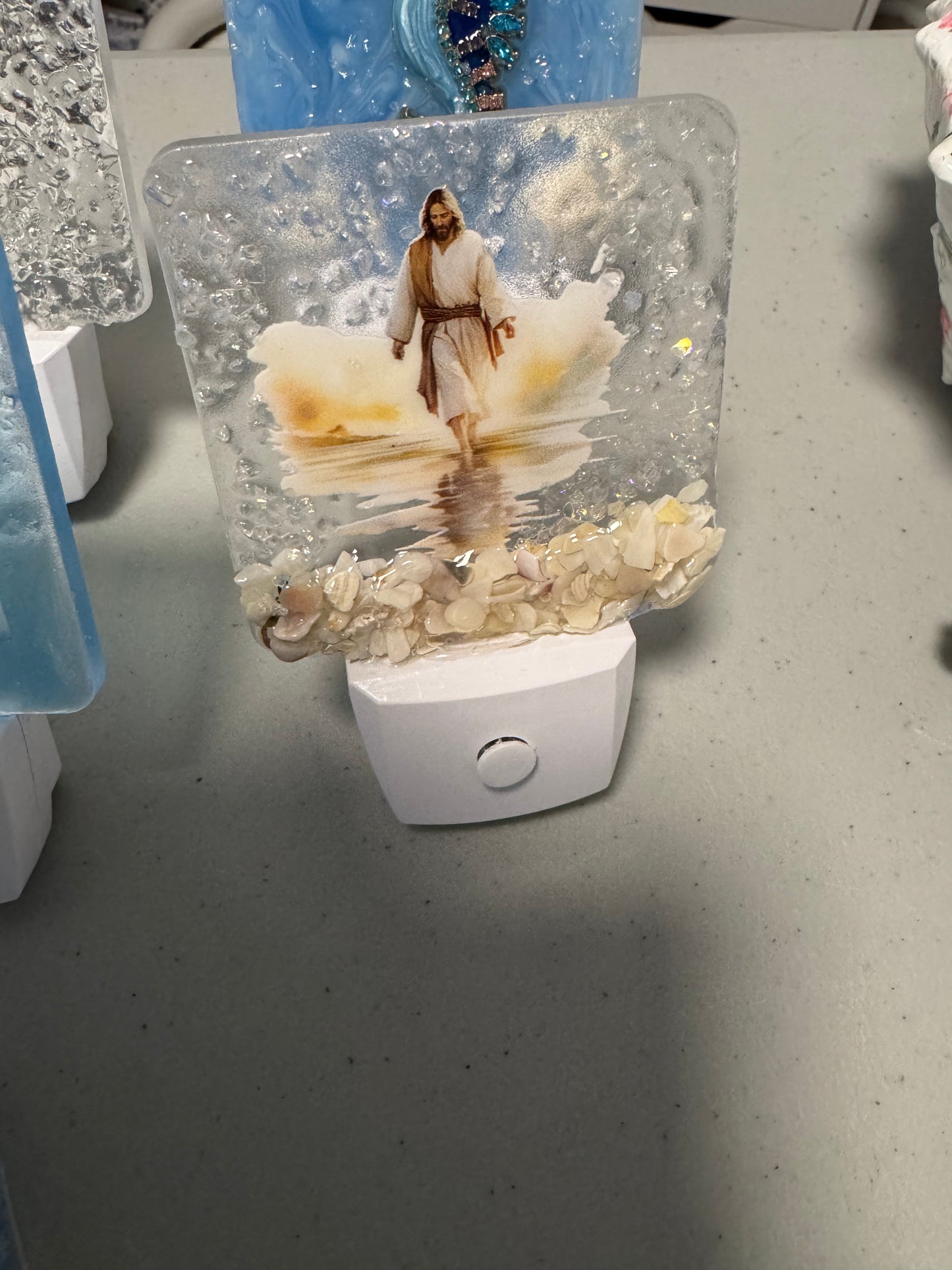 Nightlight - resin brown Jesus